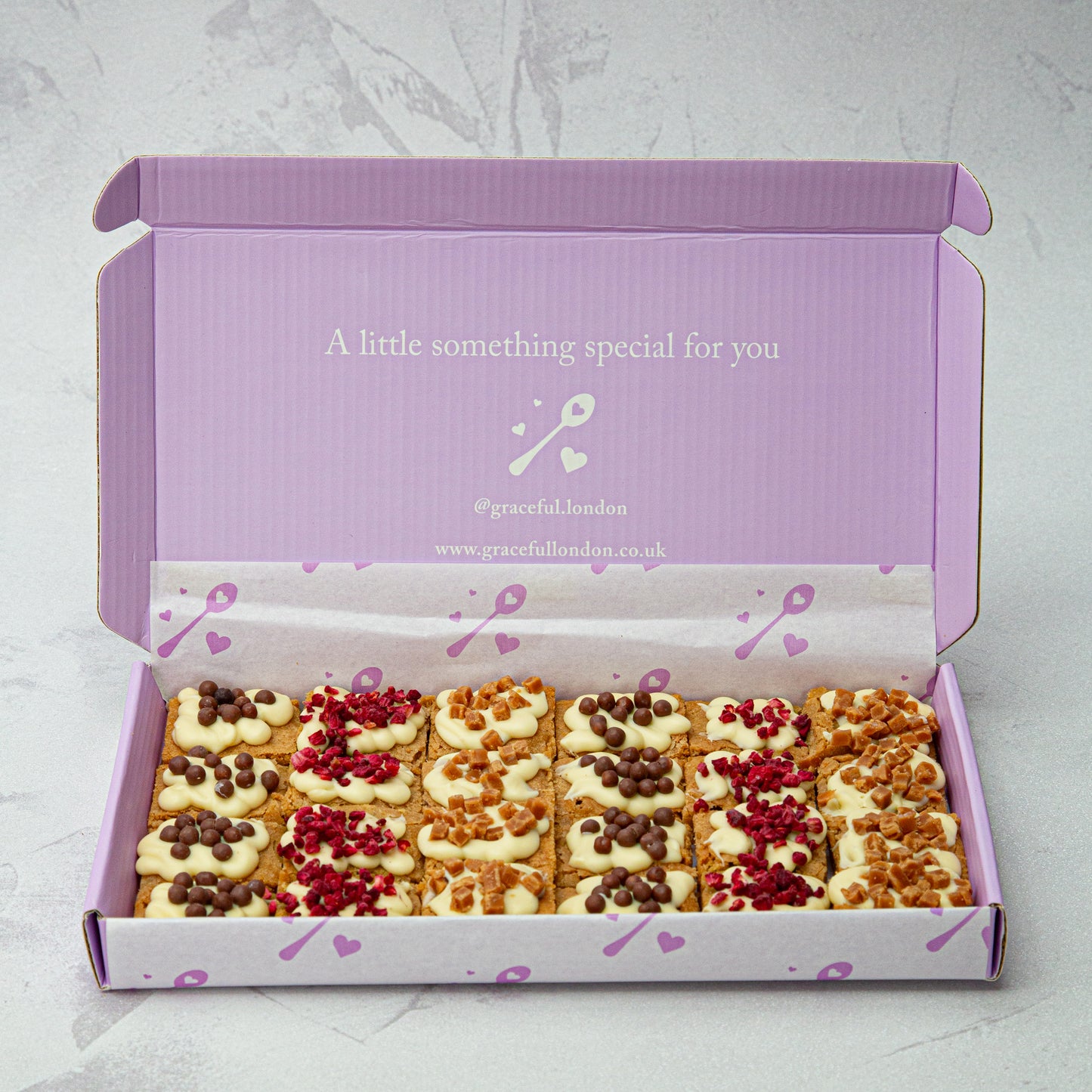Signature Blondie Bites (Regular)