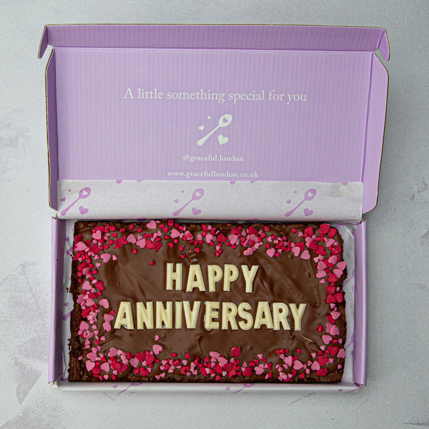 Graceful Anniversary Blondie/Brownie Slab (Regular)