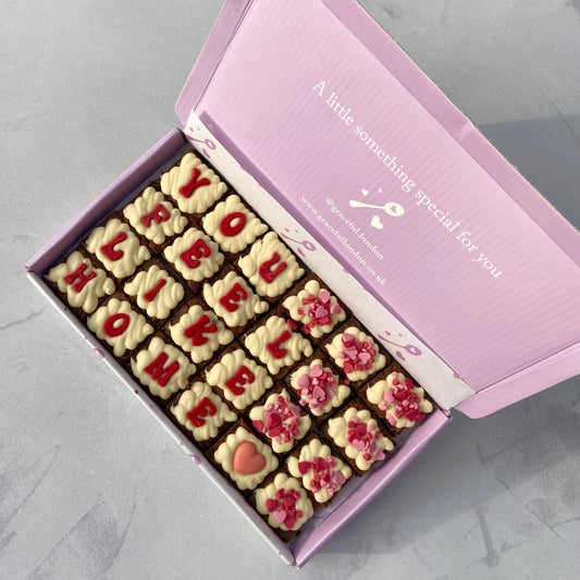 Love Personalised Brownie/Blondie Bites (Regular)